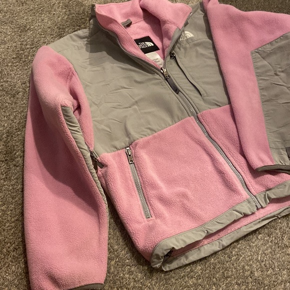 North face pink and grey jacket! - Picture 4 of 4